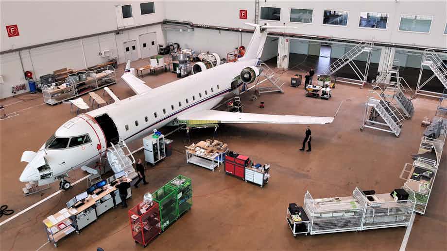 Nomad Technics performs maintenance work and installs ADS-B Out on a Bombardier CL850.